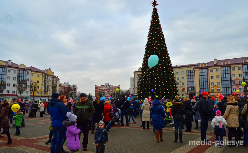  Новогоднее дерево 2015 год