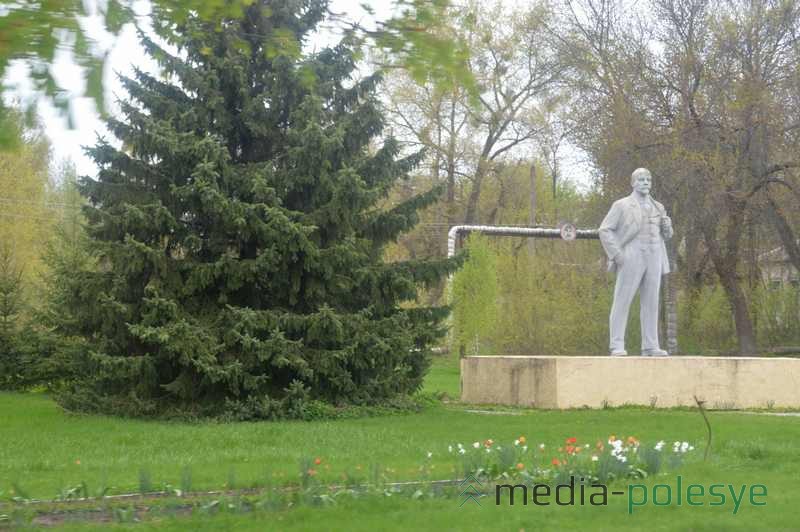 Скульптура Ленина была в каждом городе СССР