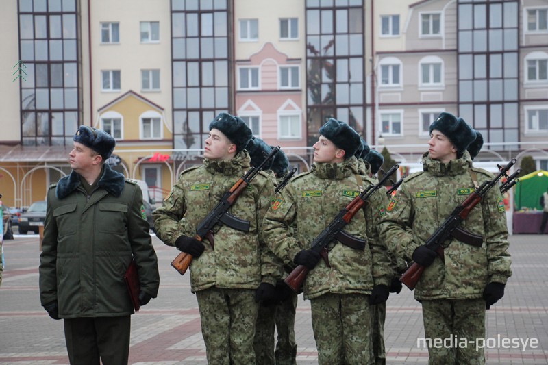 Новобранцы прибыли из Брестской и Минской областей