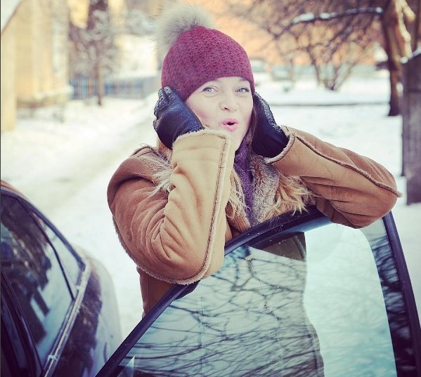 #ауди #пинск #беларусь #superfoto #mediapolesye #мойродныкут #winter #snowing #goodmorning #women #audi #ice #belarus