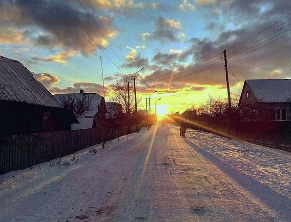 #Ул.#Горького #mediapolesye #nature #wildlife #earth #lovenature #pinsk #stolin #luninets #snow #snowing #winter #cold #ice #white #weather #sky #skies #frosty #frost #winter #wintertime #медиаполесье #białoruś #Belarus #goodday