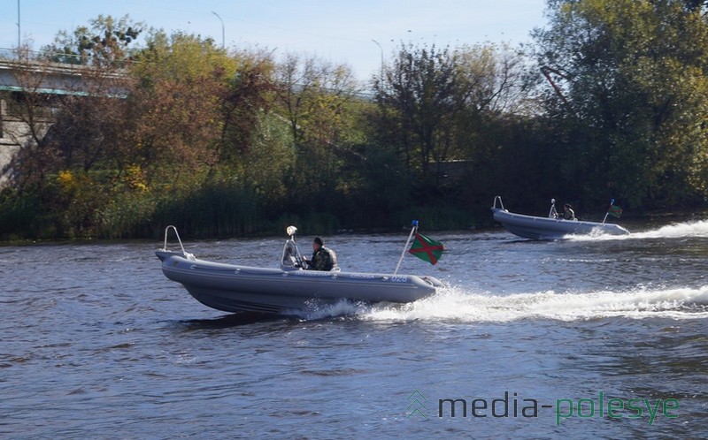 Скоростные надувные моторные лодки для охраны границы