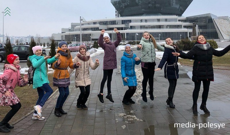 После выступления ребята с педагогом посетили культурные места столицы