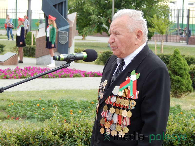 Павел Акимович Добрынец костатировал, что на улице Советской с тех времён осталось только несколько домов