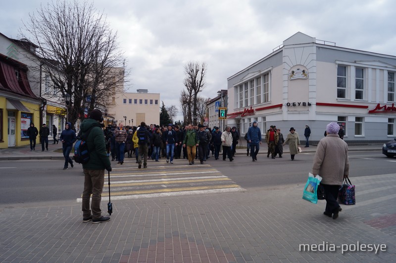 Пинчане прикрывают отход Максима