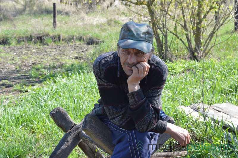 Брат Андрея скромно молчал во время разговора