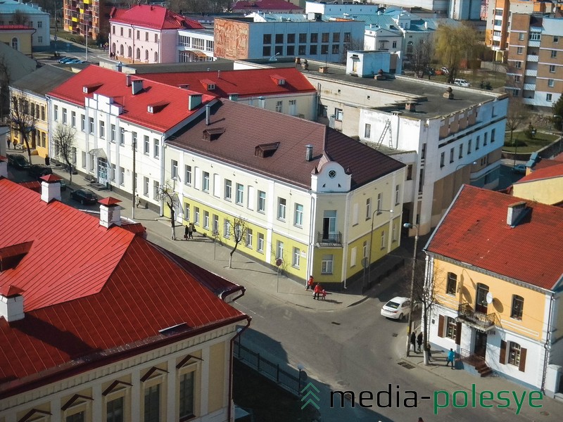 Пересечение улицы Ленина и Ровецкой