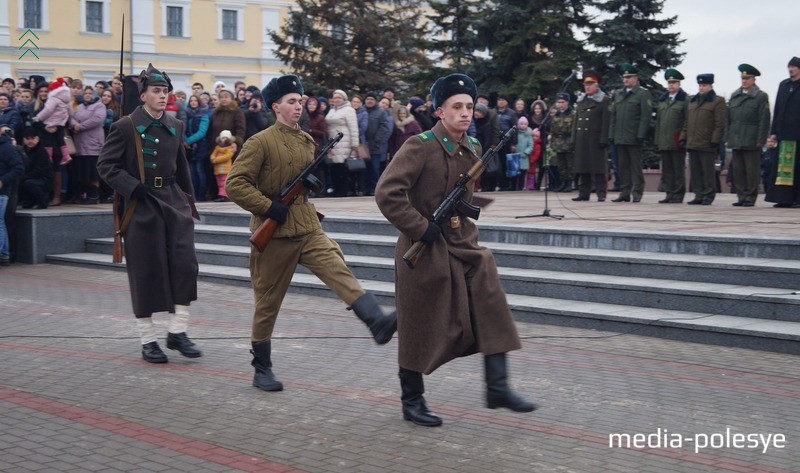 В советские времена форма белорусских пограничников выглядела так