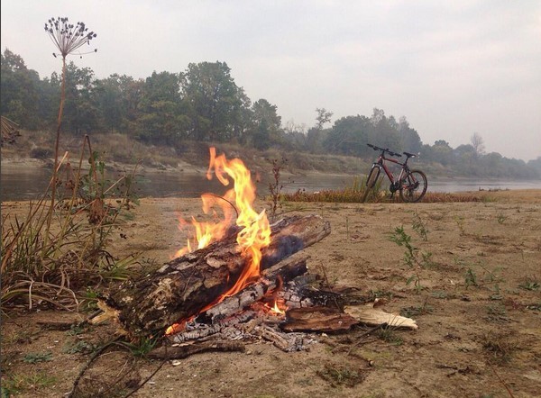 #fishing #bike #velo #fire #nature #river #palesse #pinsk #stolin #luninets #belarus #mediapolesye #медиаполесье