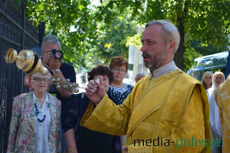 Асвячэнне мемарыяльнай дошкі