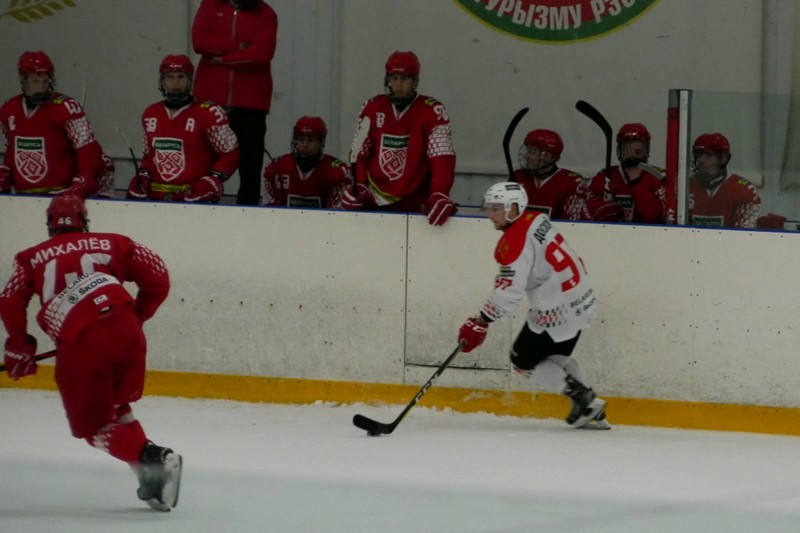 Денис Донской. Фото с сайта hockey.by