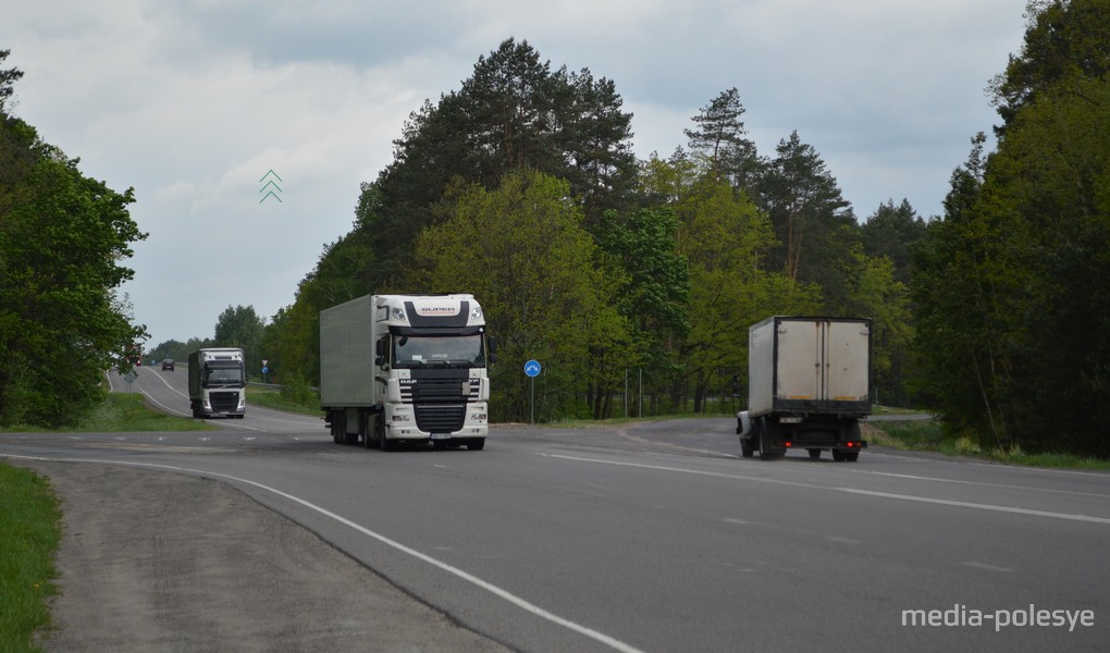 На М10, движение по путепроводу восстановлено