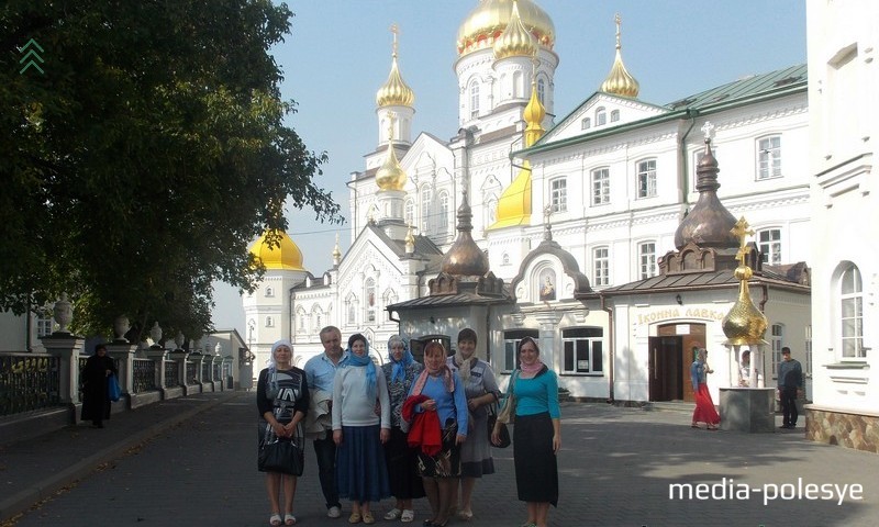 Лунинчане во время экскурсии в Почаево