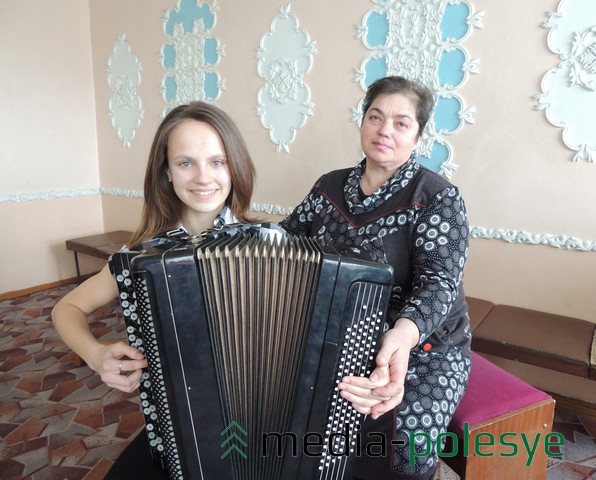 Дарья Гизун и Ольга Васильевна Наумович