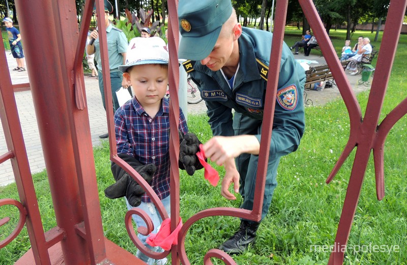 Нужно «собрать» огонь