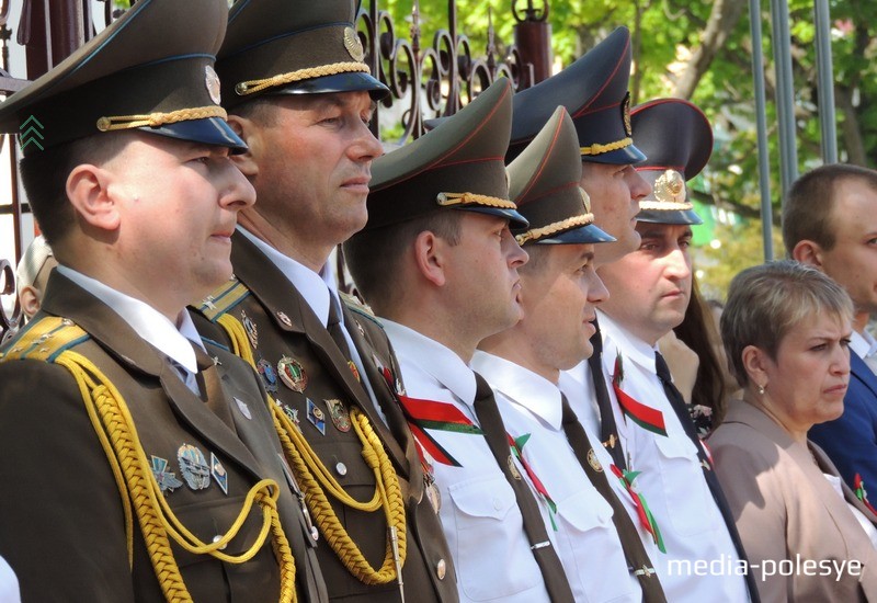 Влядимир Семенюк второй слева. Фото из архива Медиа-Полесья