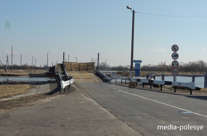 Наплавной мост вернут после завершения всех ремонтных работ