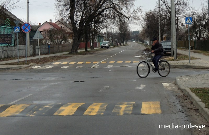 Искусственные неровности по улице Горького