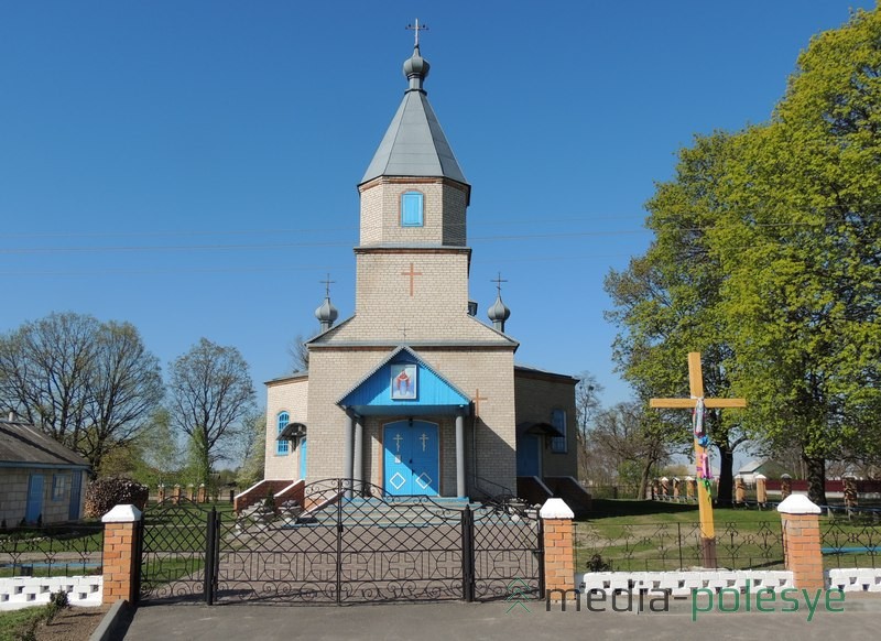 Храм в честь Покрова Пресвятой Богородицы в г.п.Речица