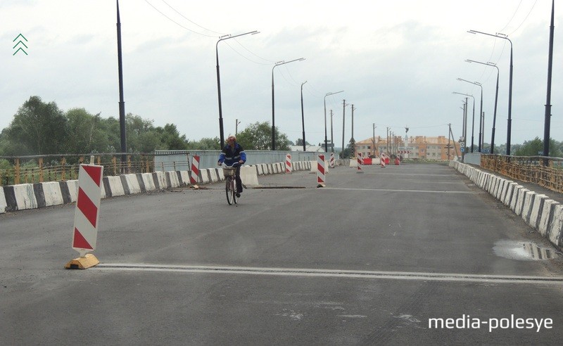 Капитальный ремонт моста через Горынь, что на въезде в Давид-Городок, вскоре завершат