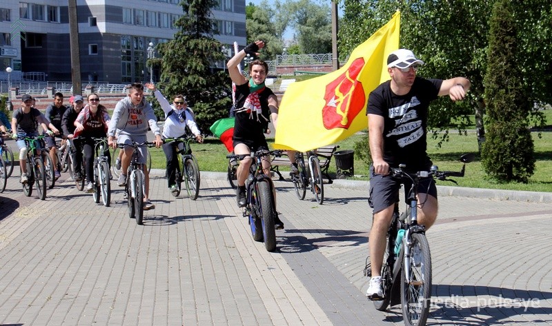  В этом году велопробег финишировал в парке 