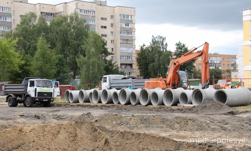 Кольца нового канализационного коллектора 