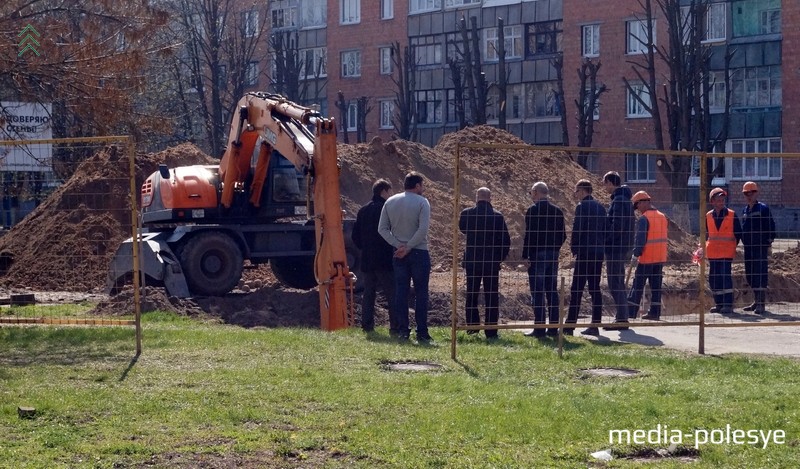 За работой другого можно наблюдать бесконечно