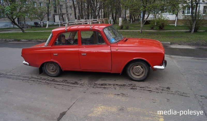 Ещё один лежачий полицейский на улице Парковой