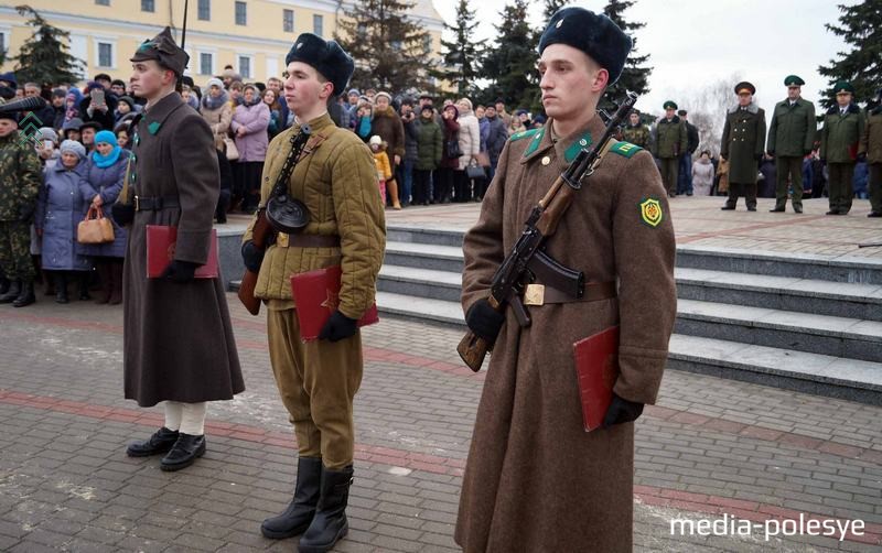  - …Если же я нарушу эту мою торжественную присягу, то пусть меня постигнет суровая кара советского закона, всеобщая ненависть и презрение трудящихся 