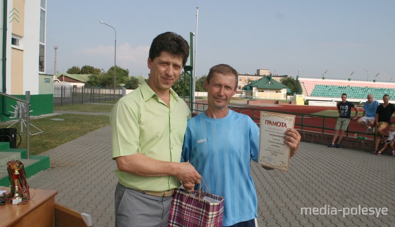 Самый возрастной игрок чемпионата Леонид Красникевич