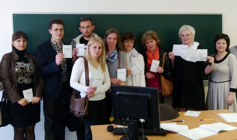 Колосов Г.В. (руководитель курса), Хмель О.А. (декан ФПКиПК) со слушателеми курса Эколого-экономические аспекты хозяйственной деятельности