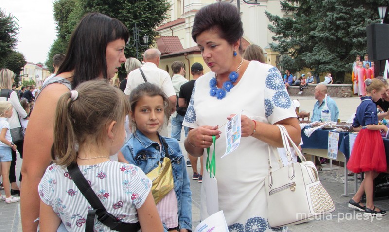 Мамы сразу записывали детей на кружки