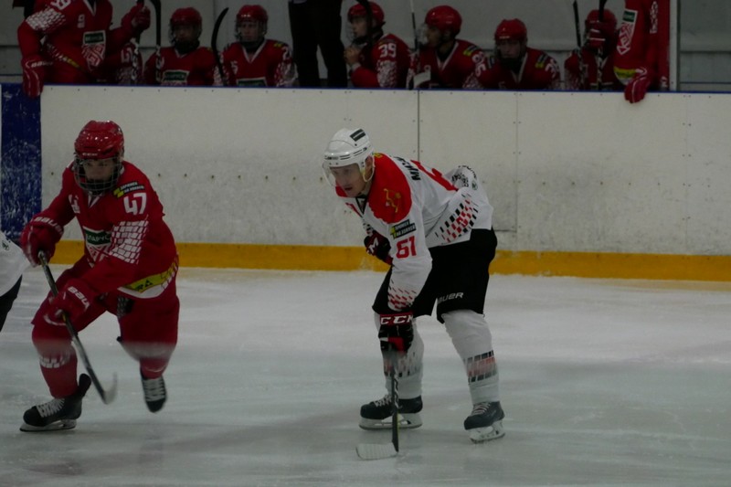 Николай Михайлов. Фото с сайта hockey.by