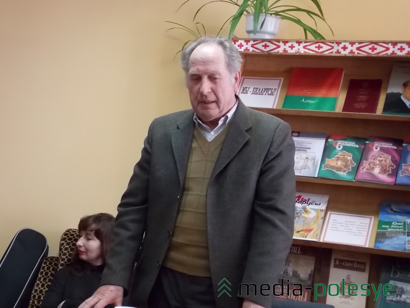 Віншаванні ад аднаго са старэйшых літаратараў і журналістаў Сцяпана Нефідовіча