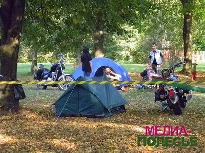 Лагерь байкеров