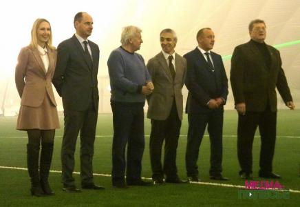 Заместитель председателя Брестского облисполкома Леонид Цуприк, Председатель Пинского горисполкома Андрей Мулярчик, заместитель Федерации футбола Беларуси Сергей Бабаян, заслуженный тренер Республики Беларусь Анатолий Байдачный, начальник управления Министерства спорта и туризма Александр Кусковский