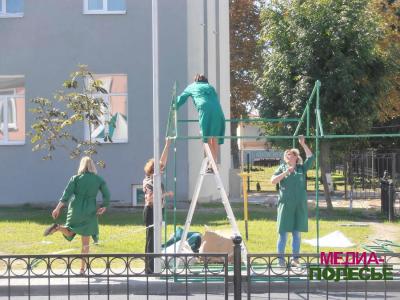 Мужская работа на женских плечах