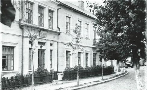 Гостиница, 30-е годы. Здесь неоднократно останавливался Михаил Фрунзе