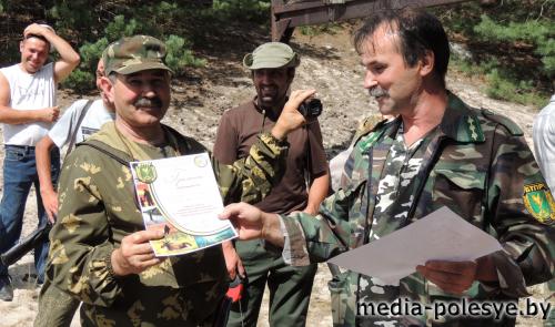 Грамоту =За волю к победе= получил Александр Костюк