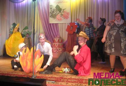 На сцене. Фото предоставлено администрацией ЦКРОиР