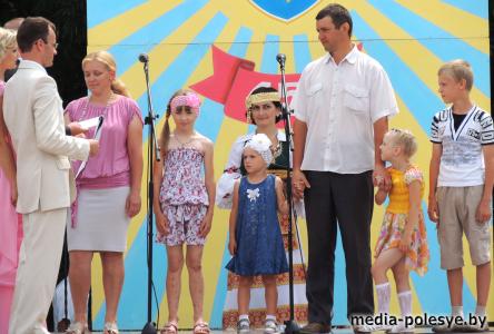 Многодетная семья Пашкевичей