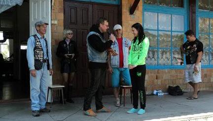 Награждается Алина Пешко