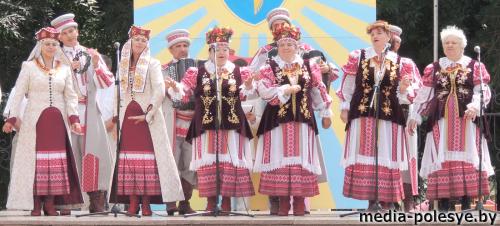 Народный ансамбль песни =Жытніца=