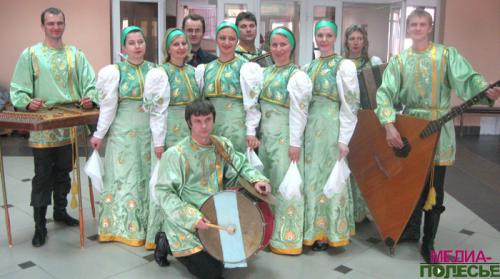 Першапачатковы састаў калектыву =Ярок=. Фота прадаставiў В.Шуркала