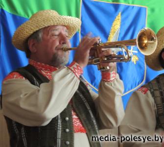 Салiруе Васiль Цярлецкi