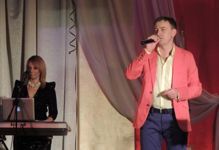 Сергей Славянский для педагогов Столинщины исполнил свои самые лучшие песни