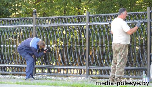 Трудятся рабочие Столинского ЖКХ
