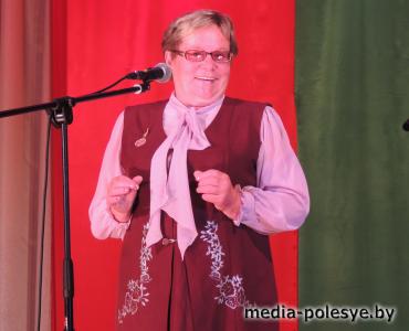 Выступает Ирина Рокало