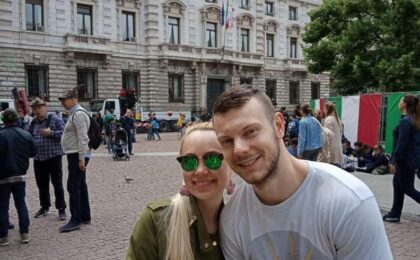 Игорь Мойсак с женой. Дарья - фармацевт, она также работала по распределению в Лунинецкой ЦРБ