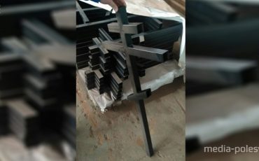 Так выглядят кресты, которые установят на могилах